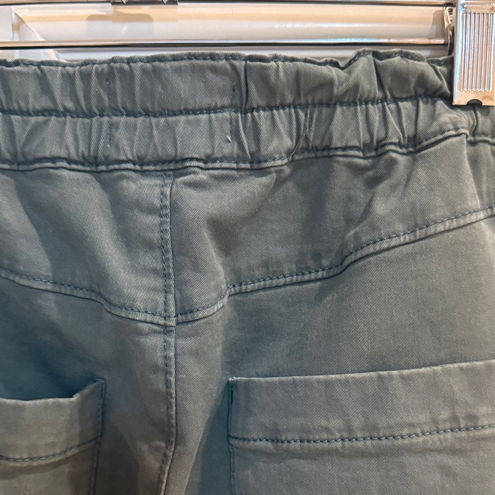 Pilcro Izzie relaxed Green Wide-Leg barrel Pants - Picture 6 of 6